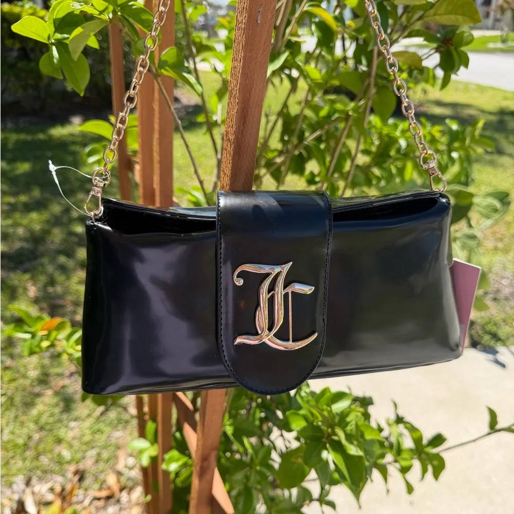 JUICY COUTURE Overstated Black Patent Flap Clutch with Gold Chain and Logo - Picture 4 of 14